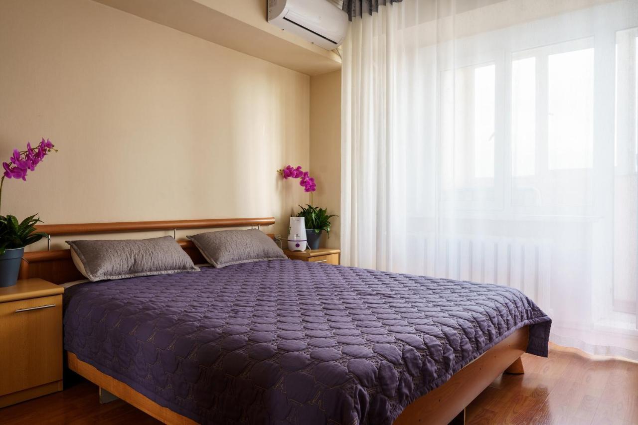 Appartement Золотой Квадрат 60 Кв2 à Almaty Extérieur photo